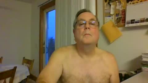 Snapshot of lawnboy62 chatting on 3, 2, 2025 lawnboy62 online show from 3, 2, 2025