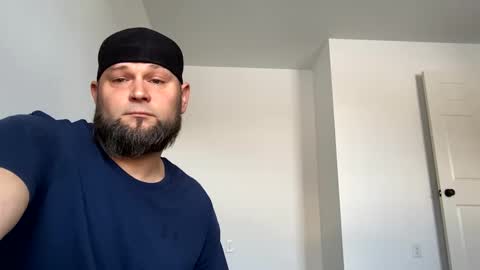 Snapshot of layinlow42 chatting on 28, 1, 2025 layinlow42 online show from 28, 1, 2025