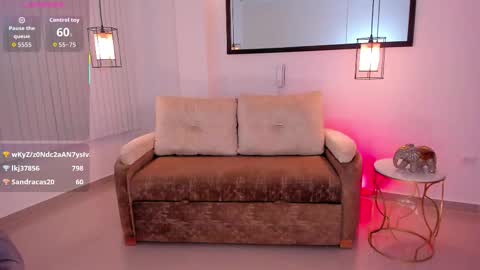 Layla Breezee online show from 13, 12, 2025