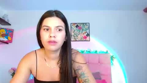 Snapshot of layla_roma chatting on 28, 10, 2025 Lia and Rachel online show from 28, 10, 2025