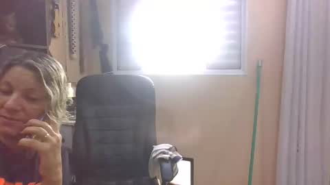 Snapshot of laylabrasil chatting on 10, 2, 2026 kelly online show from 10, 2, 2026