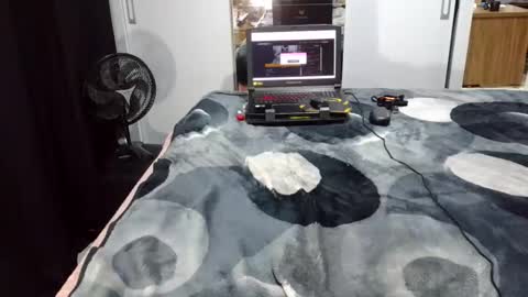 Snapshot of laylabrasil chatting on 18, 2, 2026 kelly online show from 18, 2, 2026