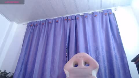 laylafoxy_tay online show from 12, 1, 2025