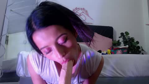 laylafoxy_tay online show from 20, 1, 2025