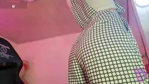 laylafoxy_tay online show from 18, 10, 2025