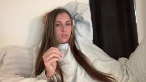 Snapshot of laylahlaylah1 chatting on 24, 10, 2025 laylahlaylah1 online show from 24, 10, 2025