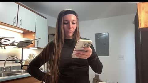 Snapshot of laylahlaylah1 chatting on 24, 11, 2025 laylahlaylah1 online show from 24, 11, 2025