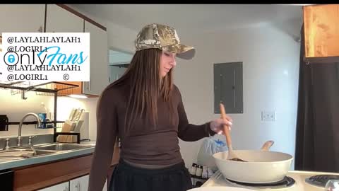 Snapshot of laylahlaylah1 chatting on 13, 1, 2026 laylahlaylah1 online show from 13, 1, 2026