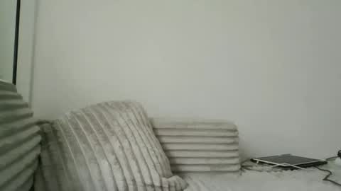 Snapshot of laylasimone97 chatting on 21, 11, 2025 Sexy SImone online show from 21, 11, 2025