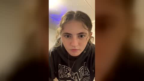 laylay803300 online show from 8, 2, 2026