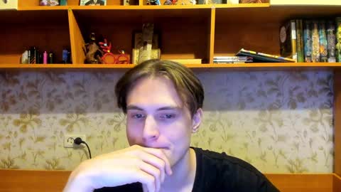 Snapshot of lazaret1k chatting on 28, 12, 2024 Vladi online show from 28, 12, 2024