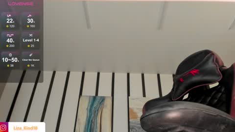 lazyginger online show from 24, 12, 2024