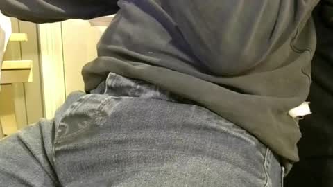 Snapshot of lbfm69 chatting on 23, 2, 2025 LBFM online show from 23, 2, 2025