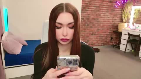 Snapshot of lea_loon chatting on 24, 10, 2025 lea_loon online show from 24, 10, 2025