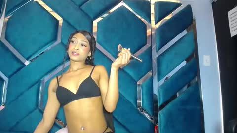 lea sewwtly online show from 24, 10, 2025