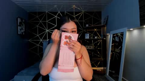 Lea Velle online show from 18, 10, 2025