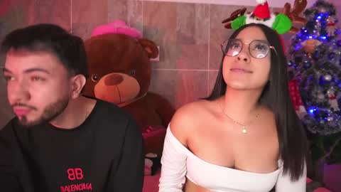 Snapshot of league_of_lovers2 chatting on 22, 12, 2024 Vero Andy and Caius online show from 22, 12, 2024