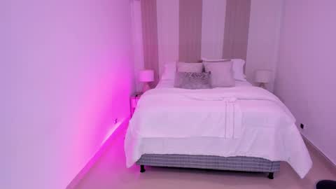 Leah  Greyy online show from 6, 1, 2026