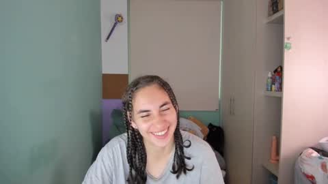 Laura online show from 23, 1, 2025