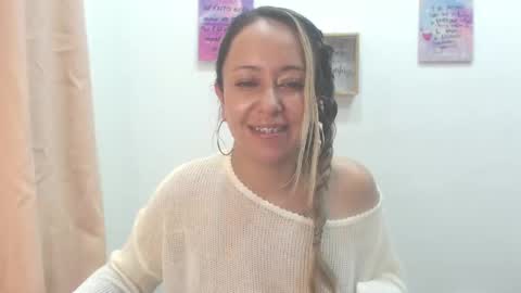 leah_susman online show from 8, 2, 2025