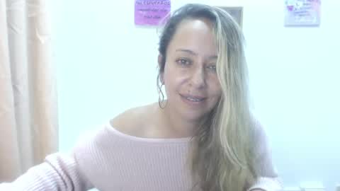 leah_susman online show from 19, 2, 2025