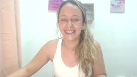 leah_susman online show from 25, 2, 2025
