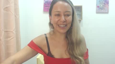 leah_susman online show from 5, 3, 2025