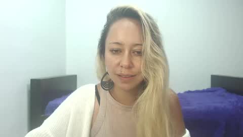 leah_susman online show from 7, 10, 2025
