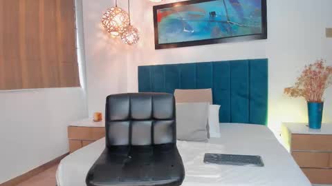 Leah Carter online show from 25, 9, 2025