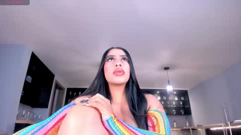 leahlombardi_ online show from 24, 10, 2025