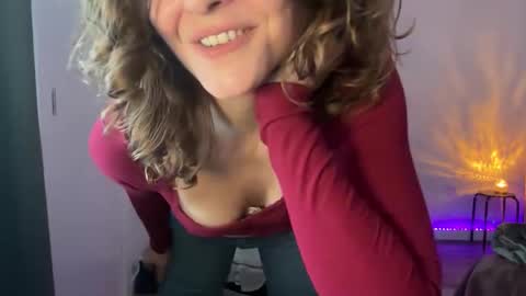 Leah Sparkles online show from 14, 10, 2025