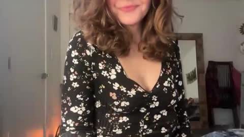 Leah Sparkles online show from 3, 2, 2026