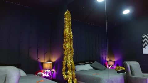 Leana online show from 10, 12, 2024