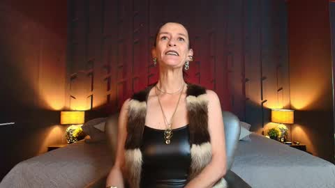 Leana online show from 17, 9, 2025