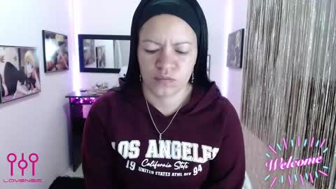 Leandra online show from 15, 10, 2025