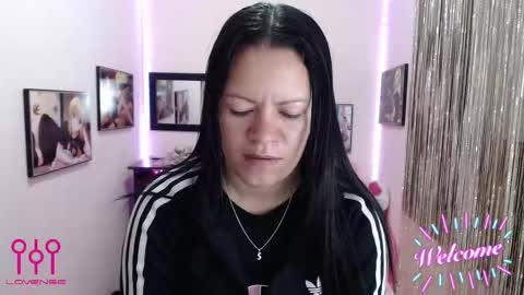 Leandra online show from 27, 10, 2025