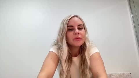 Leanna online show from 22, 1, 2025