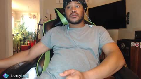 Snapshot of learoy chatting on 15, 12, 2024 Learoy online show from 15, 12, 2024