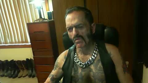leathergreaser online show from 12, 12, 2024