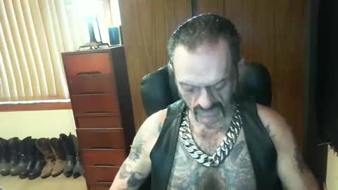 leathergreaser online show from 13, 12, 2024