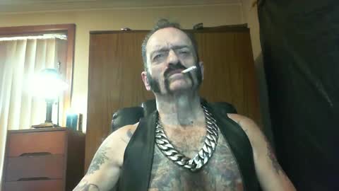 leathergreaser online show from 16, 12, 2024