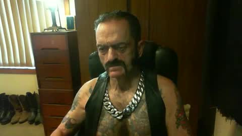 leathergreaser online show from 18, 12, 2024