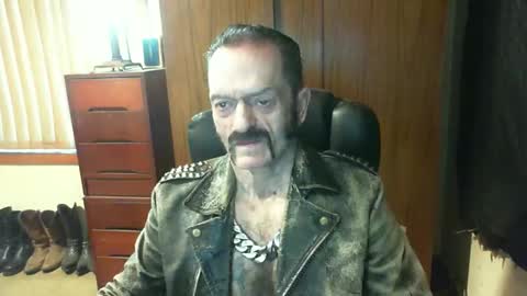 leathergreaser online show from 19, 12, 2024