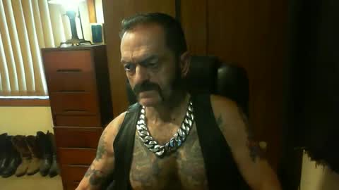 leathergreaser online show from 23, 12, 2024