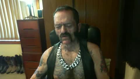 leathergreaser online show from 25, 12, 2024