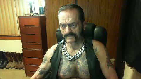 leathergreaser online show from 26, 1, 2025