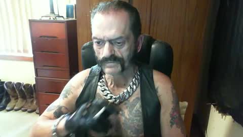 leathergreaser online show from 29, 1, 2025