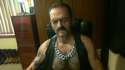 leathergreaser online show from 4, 2, 2025