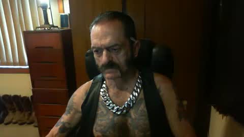leathergreaser online show from 15, 2, 2025