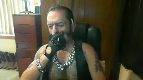 leathergreaser online show from 18, 2, 2025